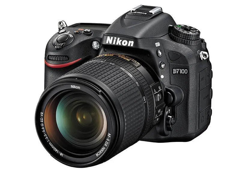 Nikon D7100 18-140MM