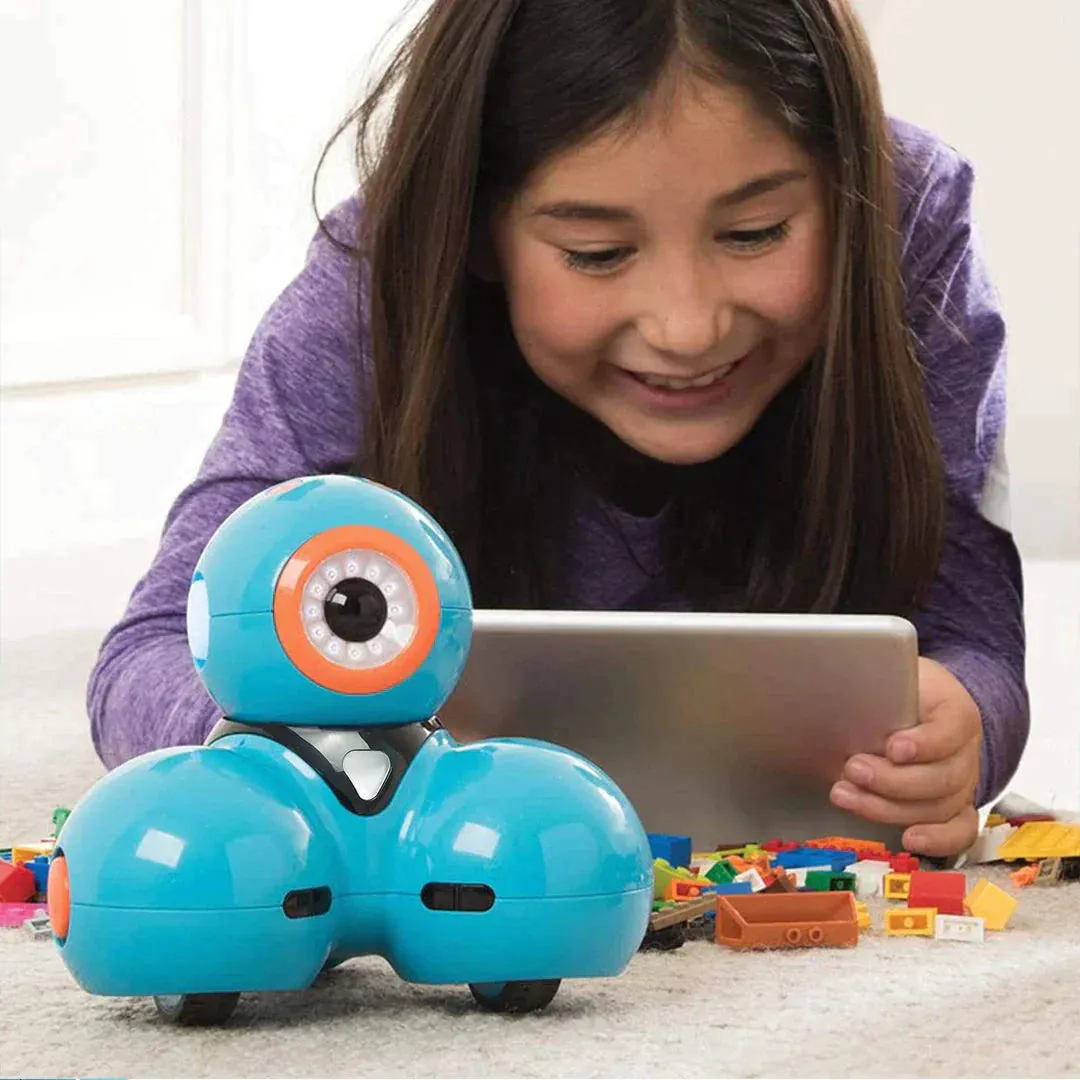 Wonder Workshop Make Wonder Tech Center with Wonder Packs